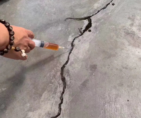 伊金霍洛混凝土裂缝修补技术详解​